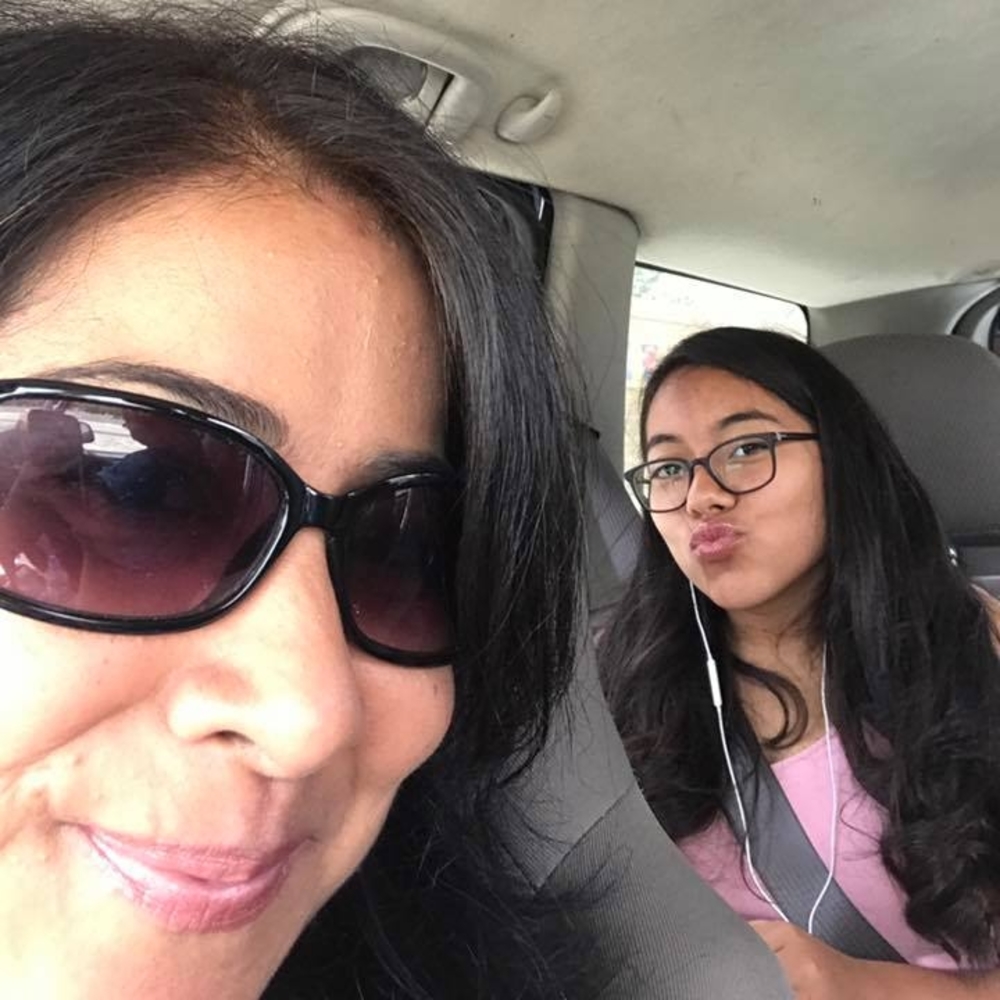 Meet your Posher, Dana